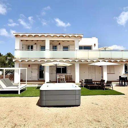 Alaya Santa Eulária des Riu